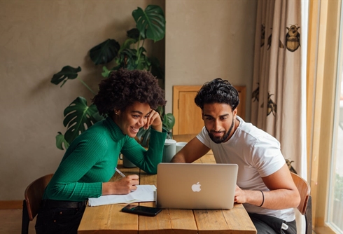 Buddy Programs in Global Mobility